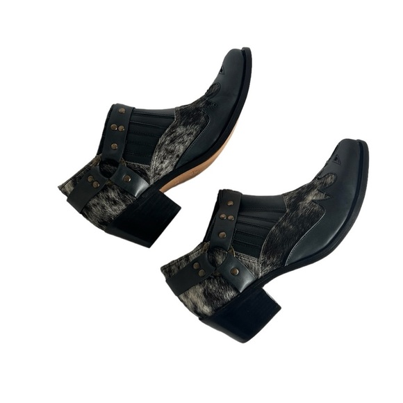Agave Sky Gigi Genuine Leather Cowhide Bootie - Picture 1 of 14